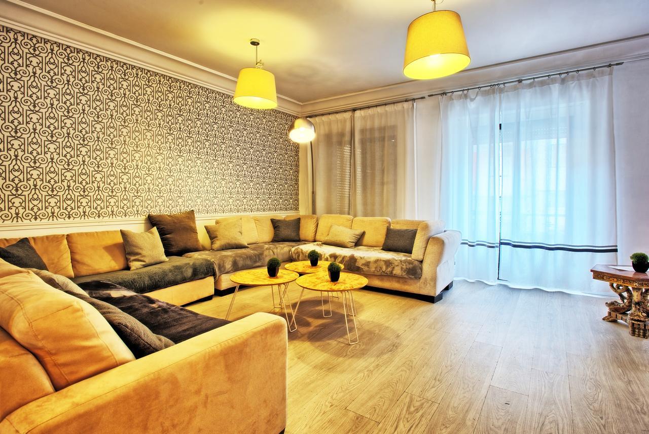 Sao Pedro 30 Guests Apartment Lisbon Exterior photo