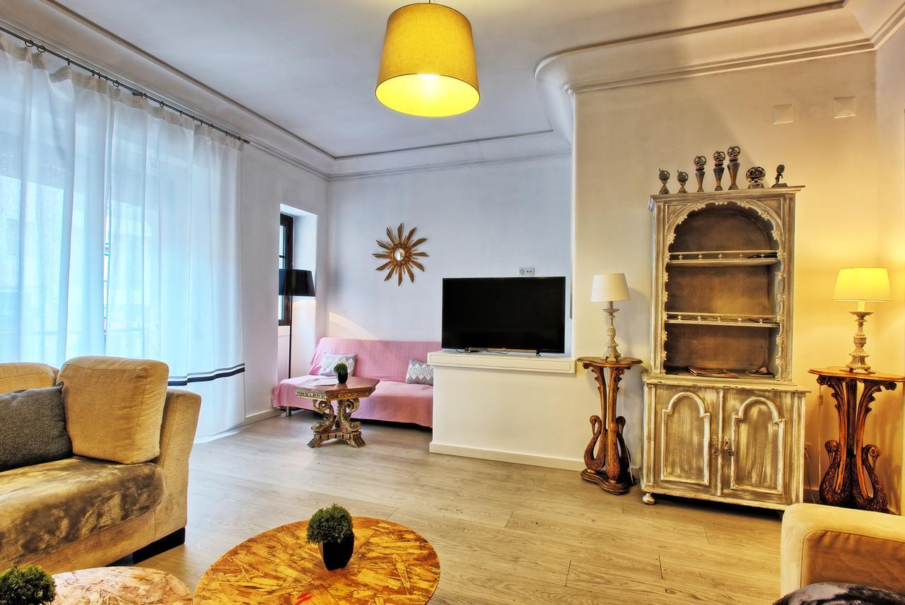 Sao Pedro 30 Guests Apartment Lisbon Exterior photo
